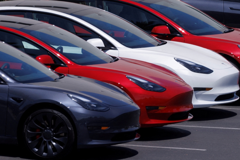 Tesla vehicles are shown at a sales and service center in Vista, California, U.S. Reuters/Mike Blake/File Photo