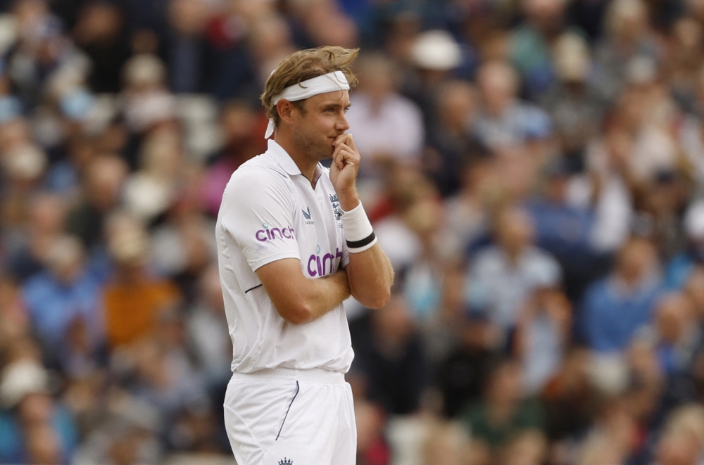England's Stuart Broad (Reuters/Jason Cairnduff)