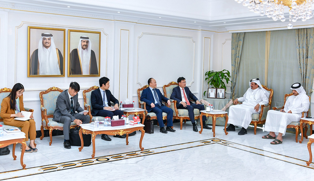 Pham Quang Hieu, Vice-Minister of Foreign Affairs of the Socialist Republic of Vietnam, along with other officials discussing trade relations with Qatar Chamber officials. 