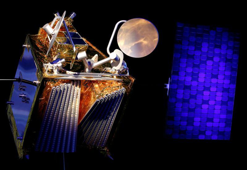 FILE PHOTO: A scale model of an Airbus OneWeb satellite and its solar panel are pictured as Airbus announces annual results in Blagnac, near Toulouse, France February 14, 2019. REUTERS/Regis Duvignau