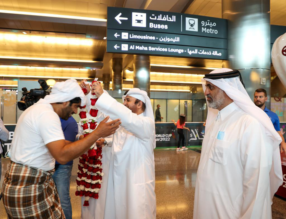 Katara General Manager Prof Dr. Khalid bin Ibrahim Al Sulaiti and Katara Beach Manager, Ahmed Abdullah Al Hitmi welcoming crew of Fath Al Khair 5 on arrival.