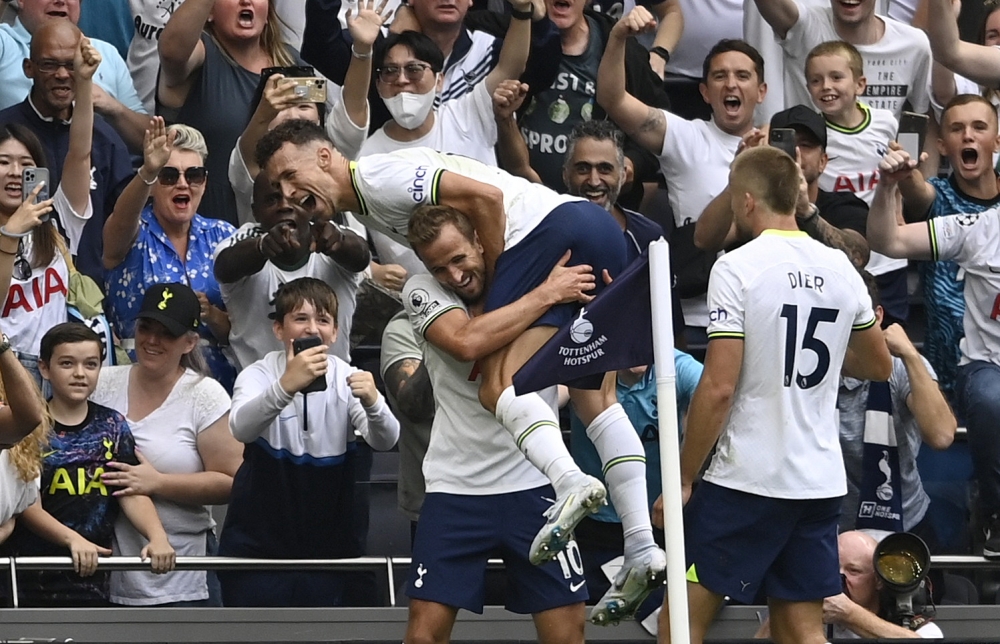 Tottenham Hotspur's Harry Kane celebrates scoring their first goal with Ivan Perisic and Eric Dier REUTERS/Tony Obrien