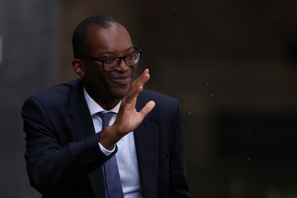 Kwasi Kwarteng arrives at Number 10 Downing Street, in London, Britain September 6, 2022. REUTERS/Phil Noble/File Photo
