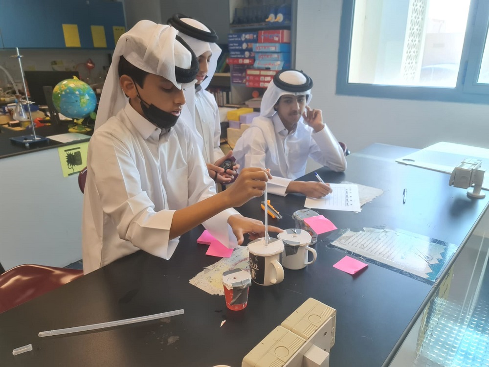 Students at third cycle of the Design Thinking and Innovation Track started by QU-YSC.