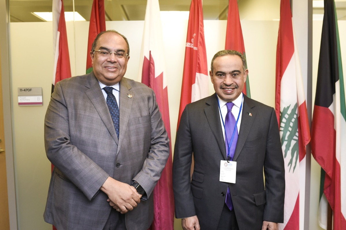 Minister of Finance H E Ali bin Ahmed Al Kuwari with Executive Director at IMF Dr. Mahmoud Mohiuddin during the meeting.