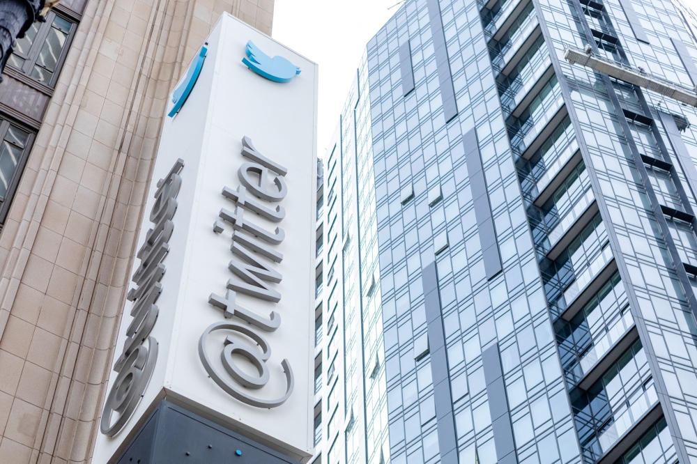 The Twitter sign is seen at their headquarters on October 28, 2022 in San Francisco, California. - After months of controversy, Elon Musk is now at the head of one of the most influential social networks on the planet, whose 