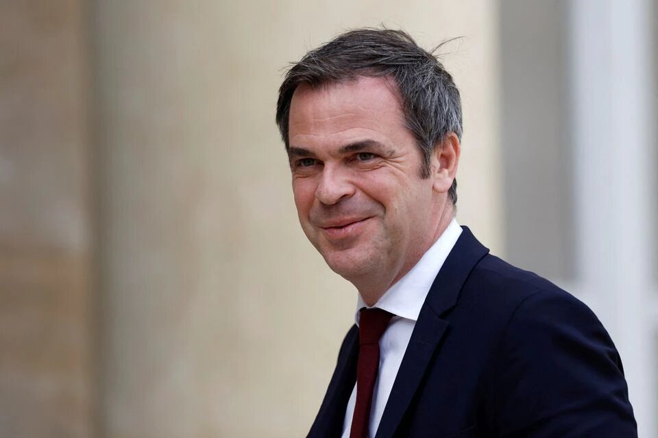 French Health Minister Olivier Veran arrives to attend the last weekly cabinet meeting at the Elysee Palace in Paris, France, on April 28, 2022. File Photo / Reuters