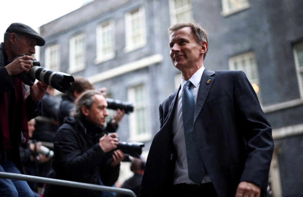  British Chancellor of the Exchequer Jeremy Hunt walks outside Downing Street, in London, Britain, on October 26, 2022. File Photo / Reuters