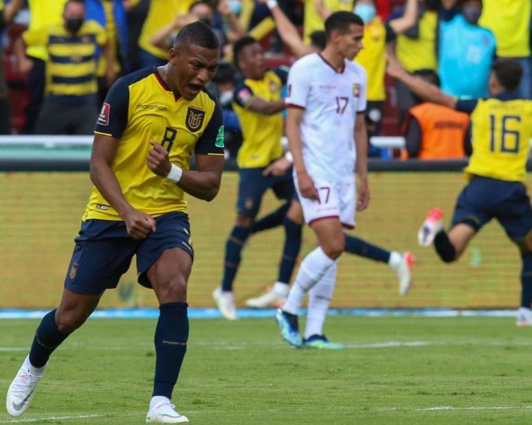 Photo: Carlos Gruezo / Instagram