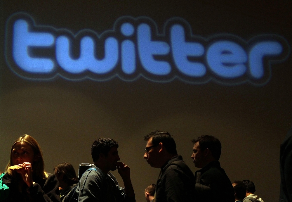 In this file photo taken on April 14, 2010, attendees mingle during a break at the first annual Chirp, Twitter Developer's Conference in San Francisco, California. (Photo by JUSTIN SULLIVAN / GETTY IMAGES NORTH AMERICA / AFP)
 