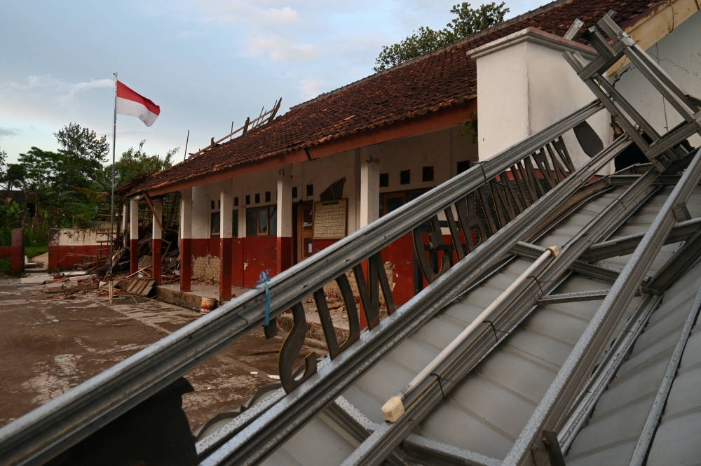 A damaged school building is pictured following an earthquake in Cianjur, West Java province, Indonesia, November 21, 2022. Reuters/Iman Firmansyah 