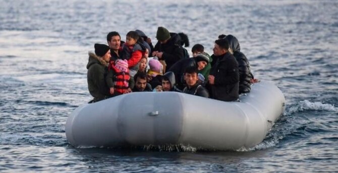 According to a recent report by the Spanish human rights group Caminando Fronteras (Frontline Defenders), more than 11,200 migrants have died or gone missing while trying to reach Spain since 2018. (AFP/File Photo)
