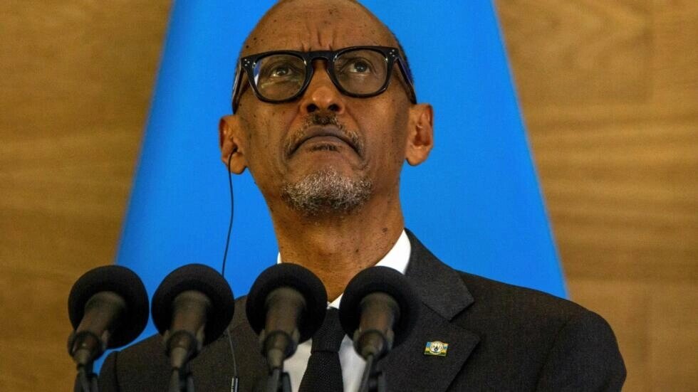Rwandan President Paul Kagame says his country cannot carry the 