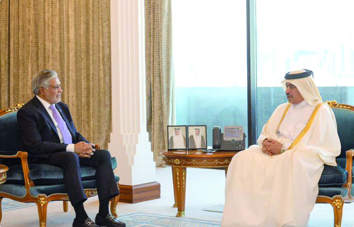 Minister of Finance H E Ali bin Ahmed Al Kuwari holds discussion with Minister of Finance of the Islamic Republic of Pakistan, H E Ishaq Dar.