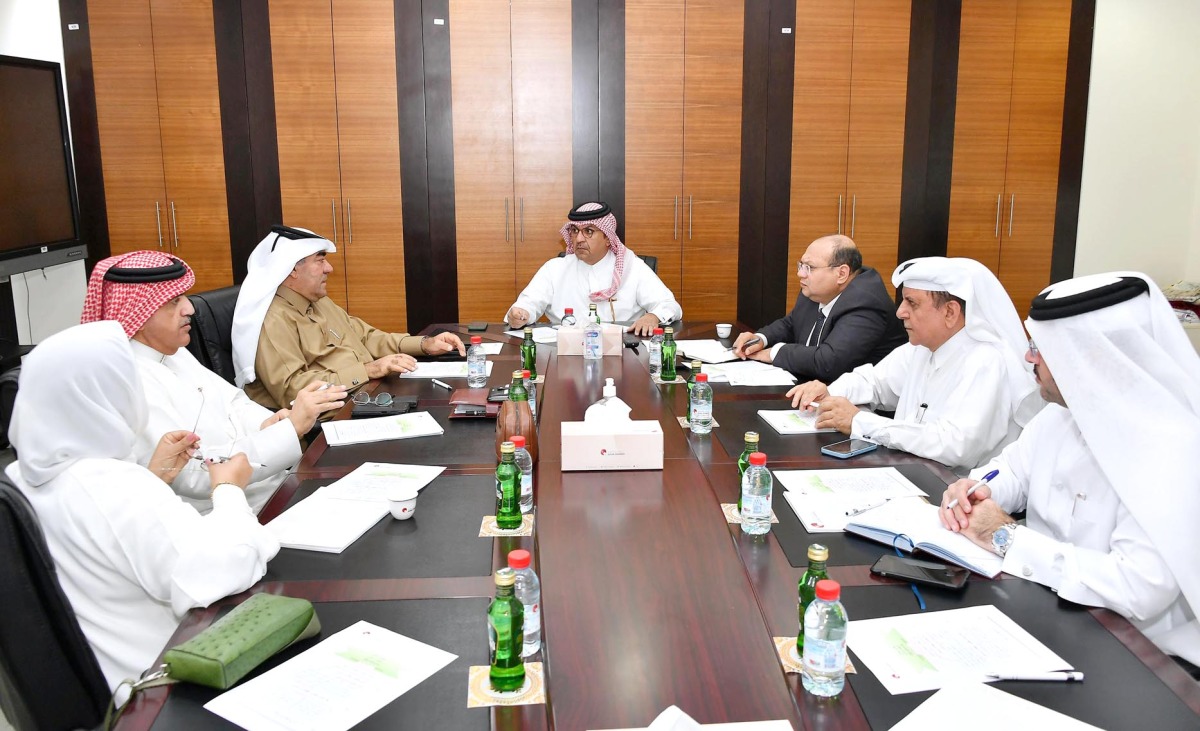 Qatar Chamber board members preside over the first meeting of the Tourism and Exhibition Committee.