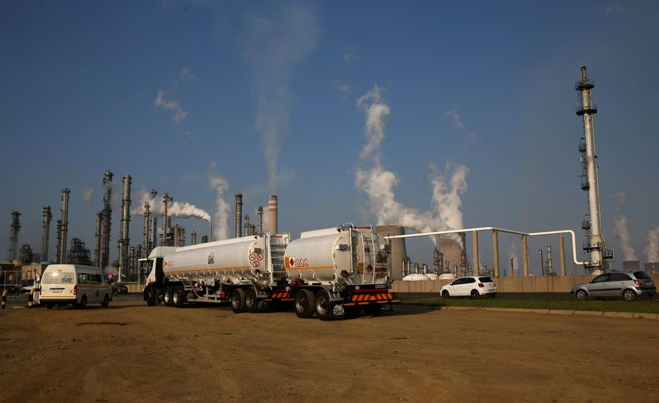 A truck is seen at South African petro-chemical company Sasol's synthetic fuel plant in Secunda, north of Johannesburg, in this picture taken March 1,2016. File Photo: Reuters/Siphiwe Sibeko.










