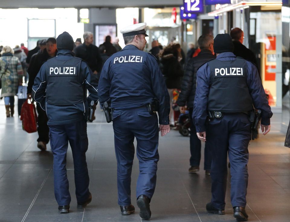 Police on patrol in Berlin in a file photo. REUTERS/Fabrizio Bensch
