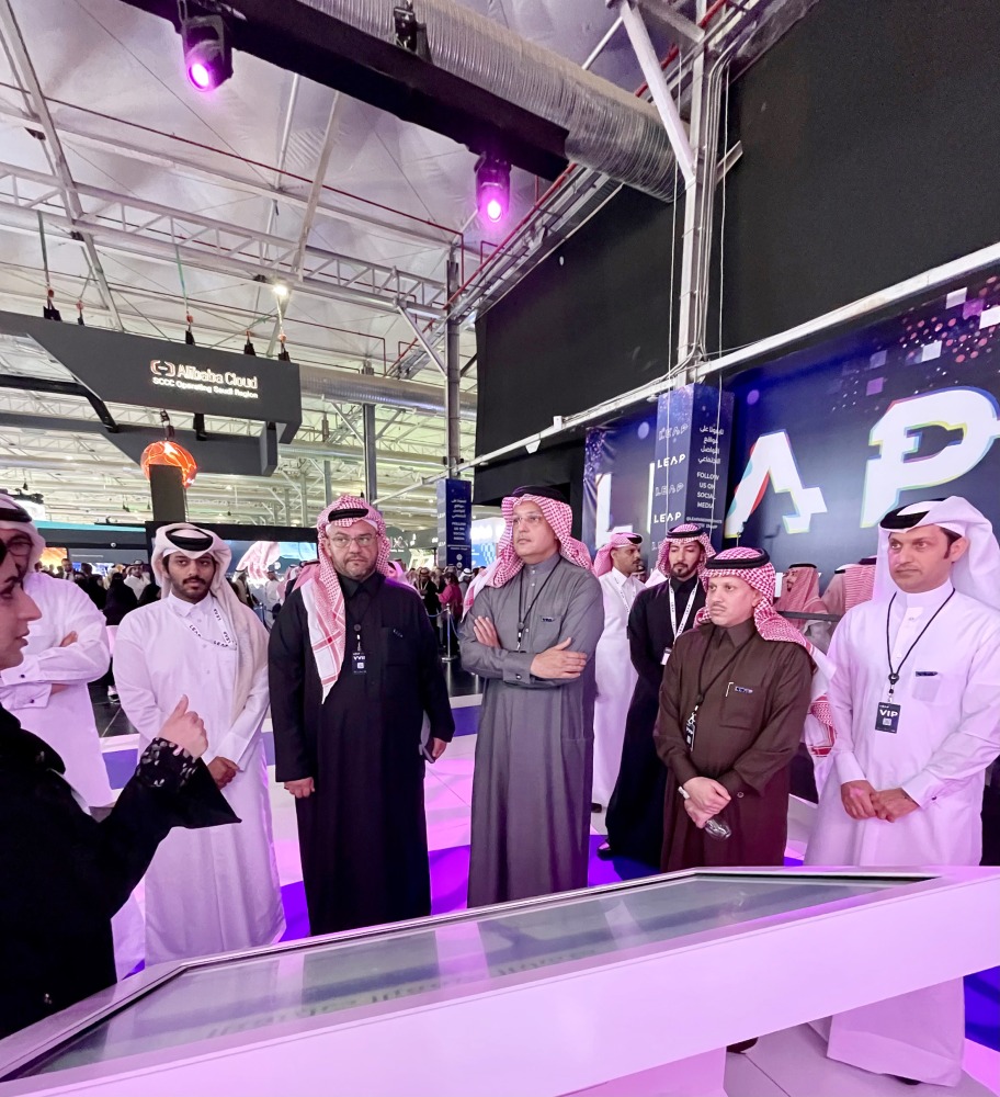 H E Mohammed bin Ali Al Mannai, Minister of Communications and Information Technology, along with senior officials from MCIT Qatar and the Communications Regulatory Authority (CRA) during conference. 