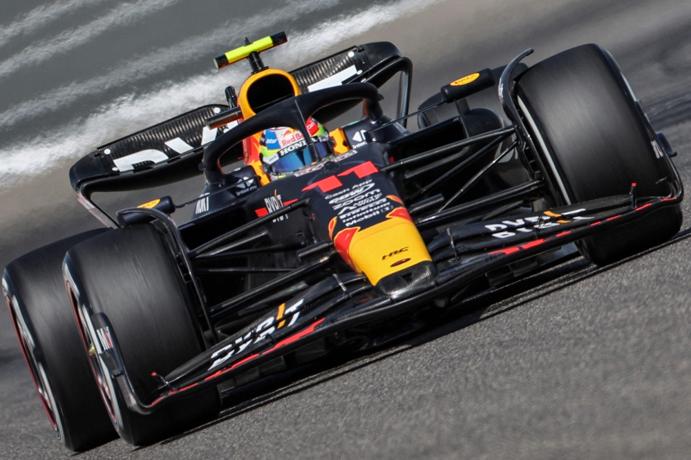 Red Bull Racing's Mexican driver Sergio Perez drives during the second day of Formula One pre-season testing at the Bahrain International Circuit in Sakhir on February 24, 2023. (Photo by Giuseppe CACACE / AFP)