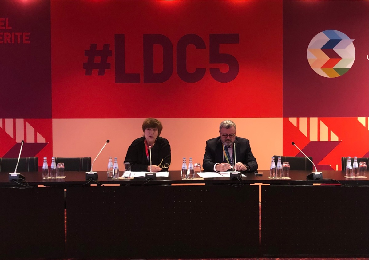 Berthold Trenkel (right), Chief Operating Officer at Qatar Tourism and Zoritsa Urosevic, Executive Director at UNWTO during the session at QNCC.