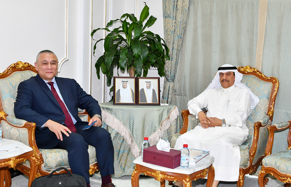 Assistant General Manager for Governmental Relations & Committees Affairs, Ali Saeed Bu Sherbak Al Mansouri, Qatar Chamber and Director of the Investment Promotion Agency of Uzbekistan, Murat Mirzaev during the meeting.