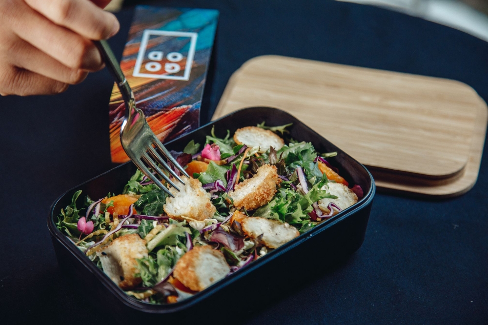 This handout picture obtained on June 21, 2023 courtesy of GOOD Meat shows a meal made of cultured chicken for JW Marriott hotel. (Photo by Handout / GOOD Meat / AFP)
