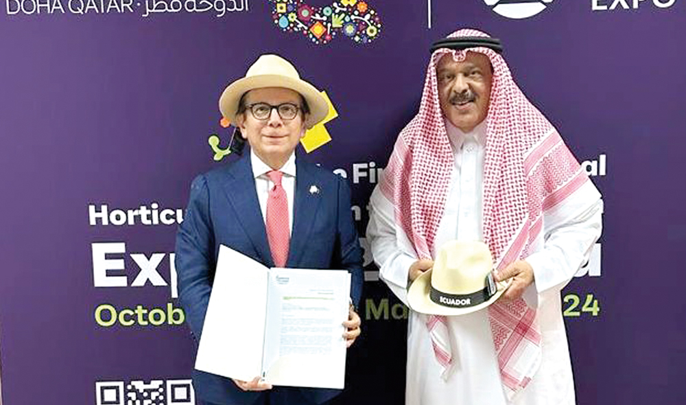 Ambassador of Ecuador in Qatar H E Pascual Del Cioppo and the Commissioner General of Expo Doha 2023-2024 H E Ambassador Bader Omar Al Dafa during the agreement signing.