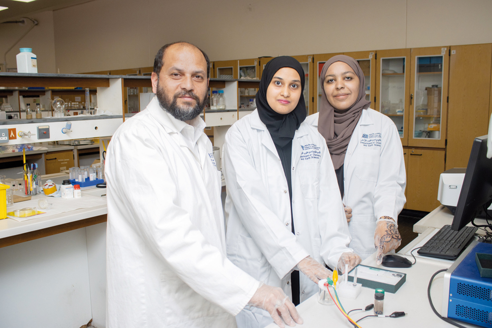 Dr. Shabi Abbas Zaidi (left), the supervisor, with researchers Maimoona Mohamed and Nada Yahya Deyab.
