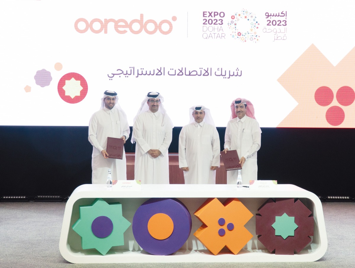 Minister of Municipality H E Dr Abdullah bin Abdulaziz bin Turki Al Subaie (second right), Secretary General of Expo Mohamed Ali Al Khoury (right), Ooredoo Chief Executive Officer Sheikh Ali bin Jabor Al Thani (second left), and Chief Business Officer at Ooredoo Thani Al Malki during the  partnership agreement signing ceremony at the headquarters of the Ministry of Municipality, yesterday. 