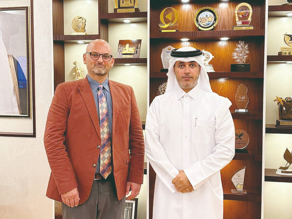 Editor-in-Chief of The Peninsula Dr. Khalid Mubarak Al-Shafi with Dean and CEO of Northwestern University in Qatar Dr. Marwan M Kraidy (left) during the visit. 