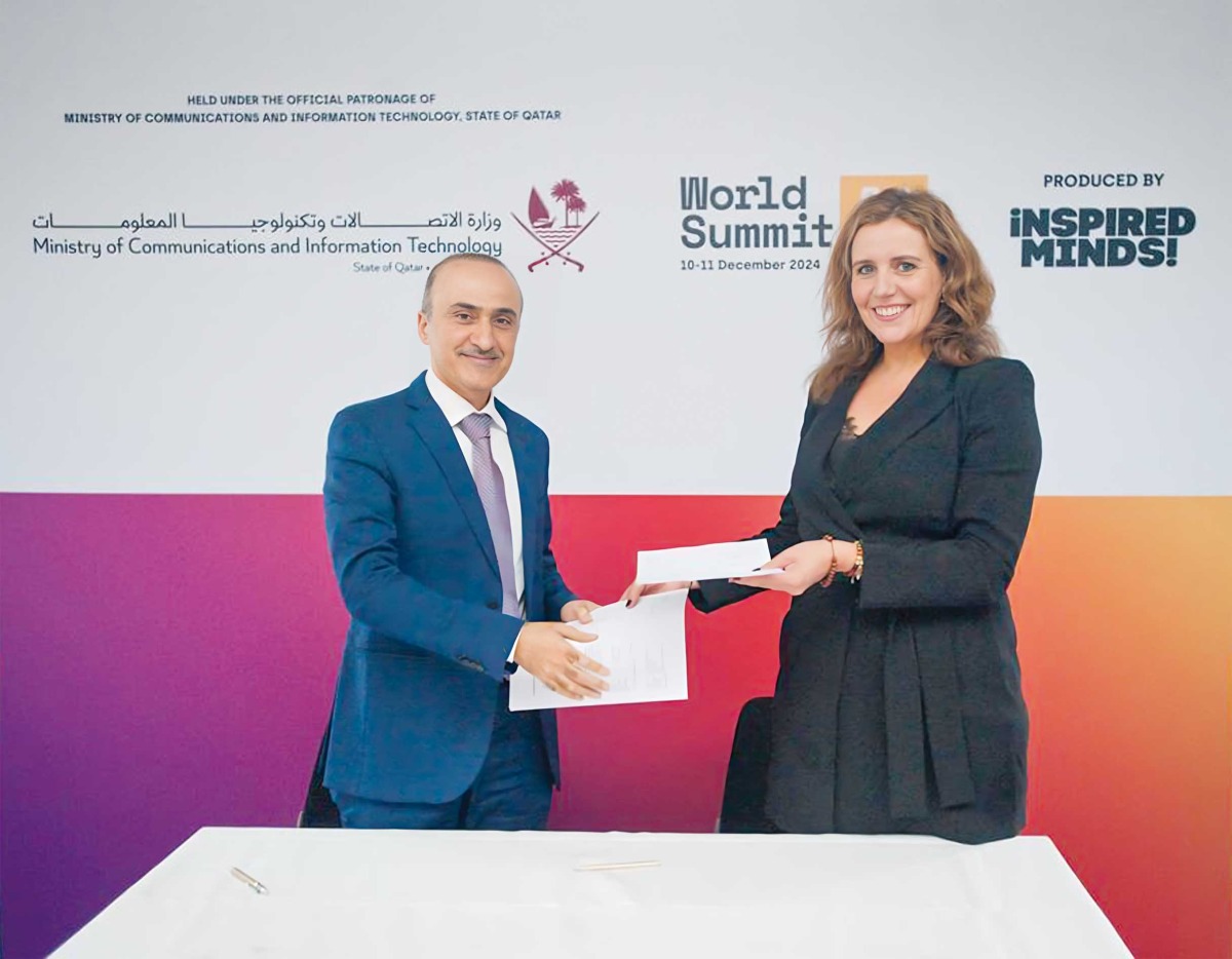 Chairman of the Artificial Intelligence Committee at MCIT, Hassan Jassim Al Sayed and CEO and Founder of InspiredMinds and World Summit AI, Sarah Porter during an event.