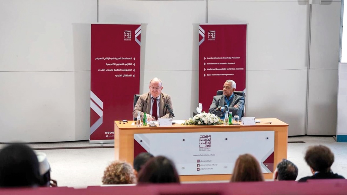 The lecture was delivered by Professor at the Robert Schuman Center for Advanced Studies Dr. Olivier Roy (left) and introduced by President of the DI Dr. Abdelwahab El Affendi.