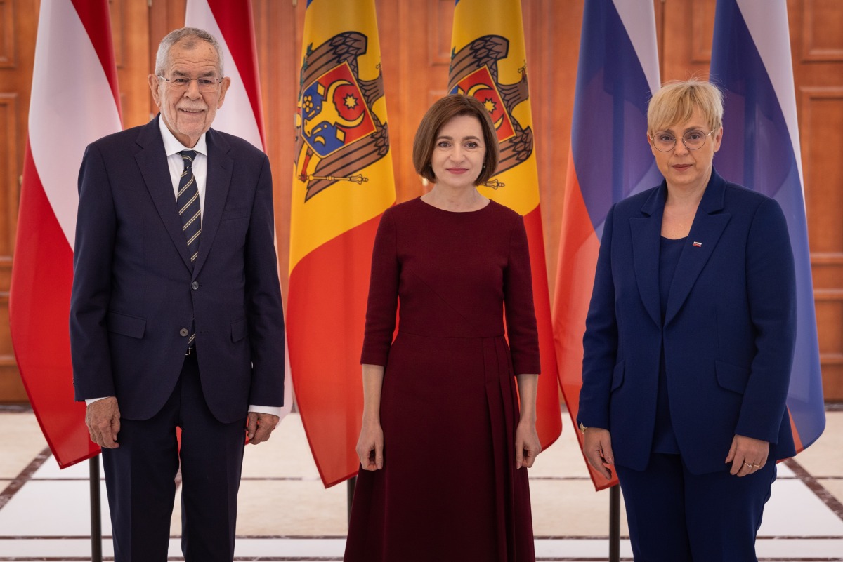 Austrian President Alexander van der Bellen with Moldovan President Maia Sandu and Slovenian President Natasa Pirc Musar Pic: X/ @vanderbellen