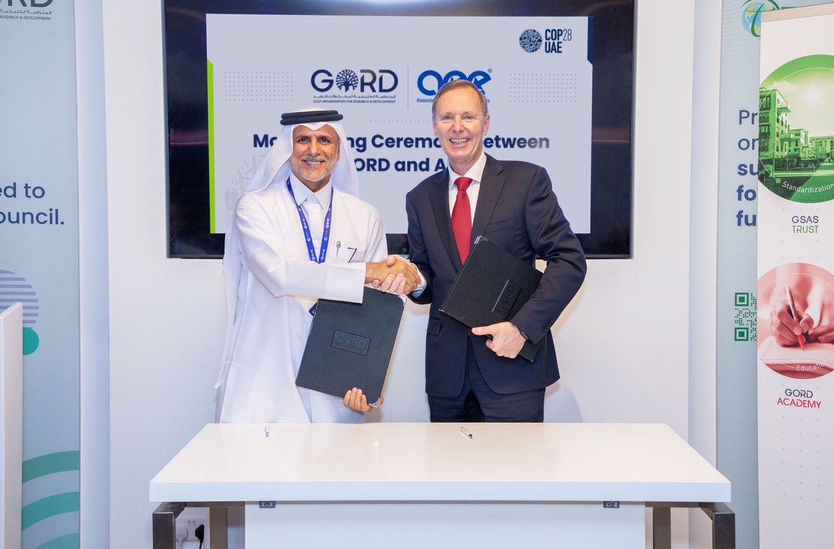 GORD Founding Chairman Dr. Yousef Alhorr and AEE’s Executive Director Bill Kent at the MoU signing.