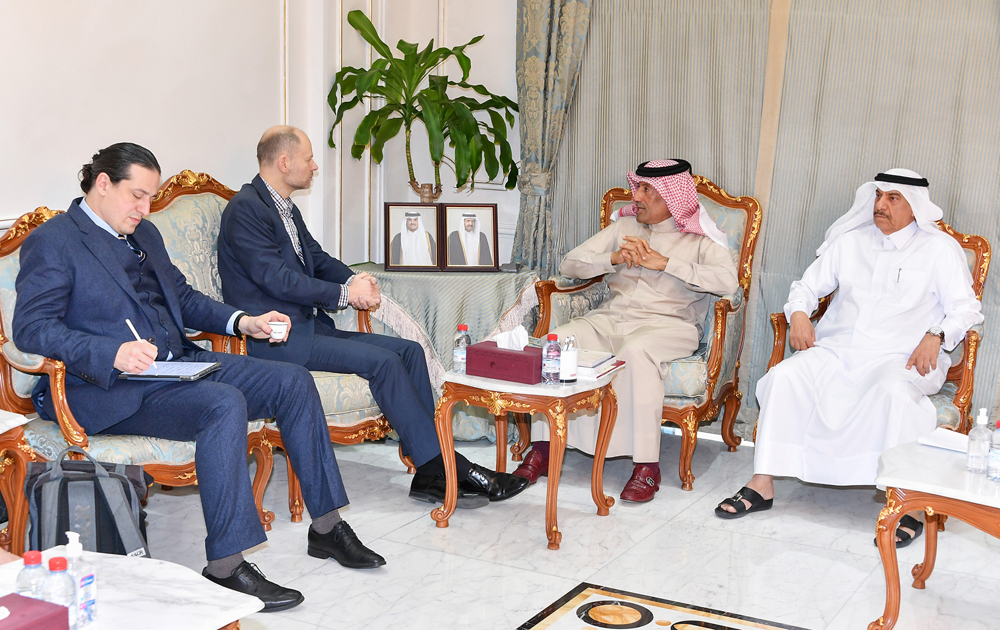 Officials during the meeting.