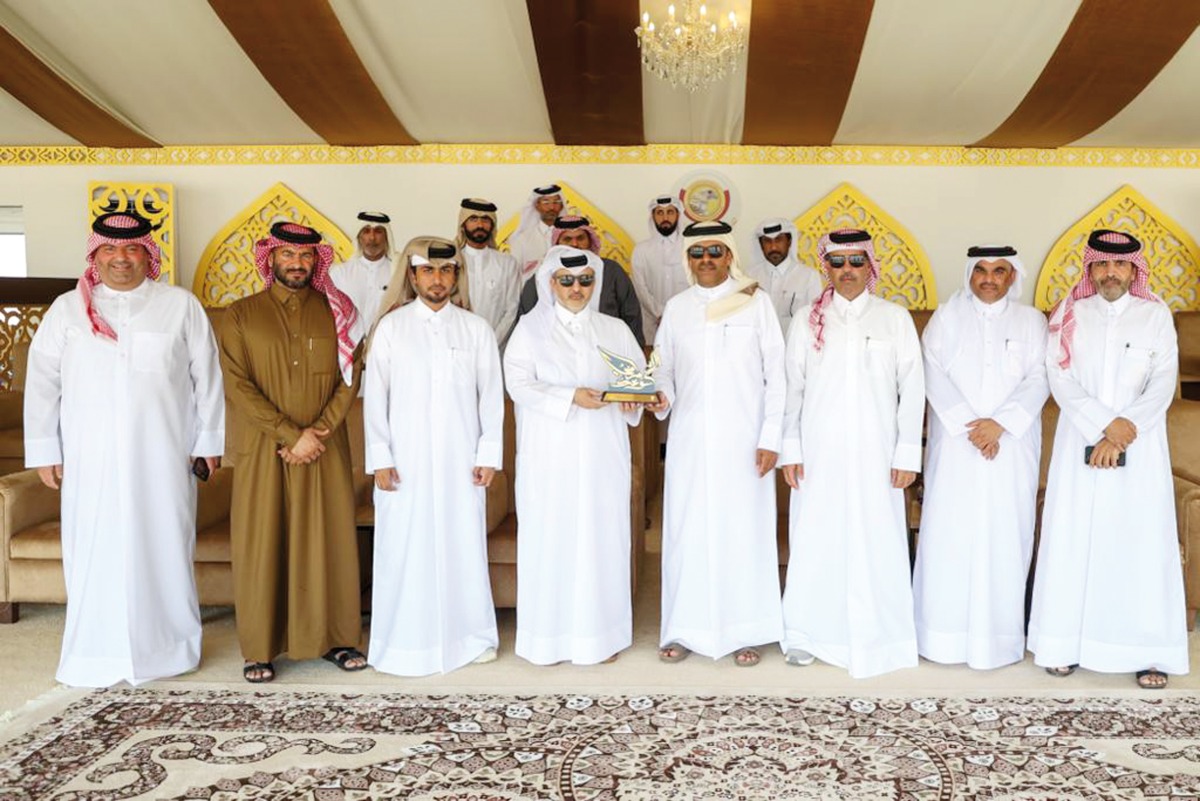 Minister of Environment and Climate Change H E Dr. Abdullah bin Abdulaziz bin Turki Al Subaie with other officials during his visit to the 15th Qatar International Falcons and Hunting Festival yesterday. 