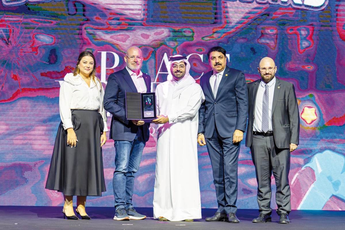 An award being presented during the closing ceremony in Doha on January 27, 2024.