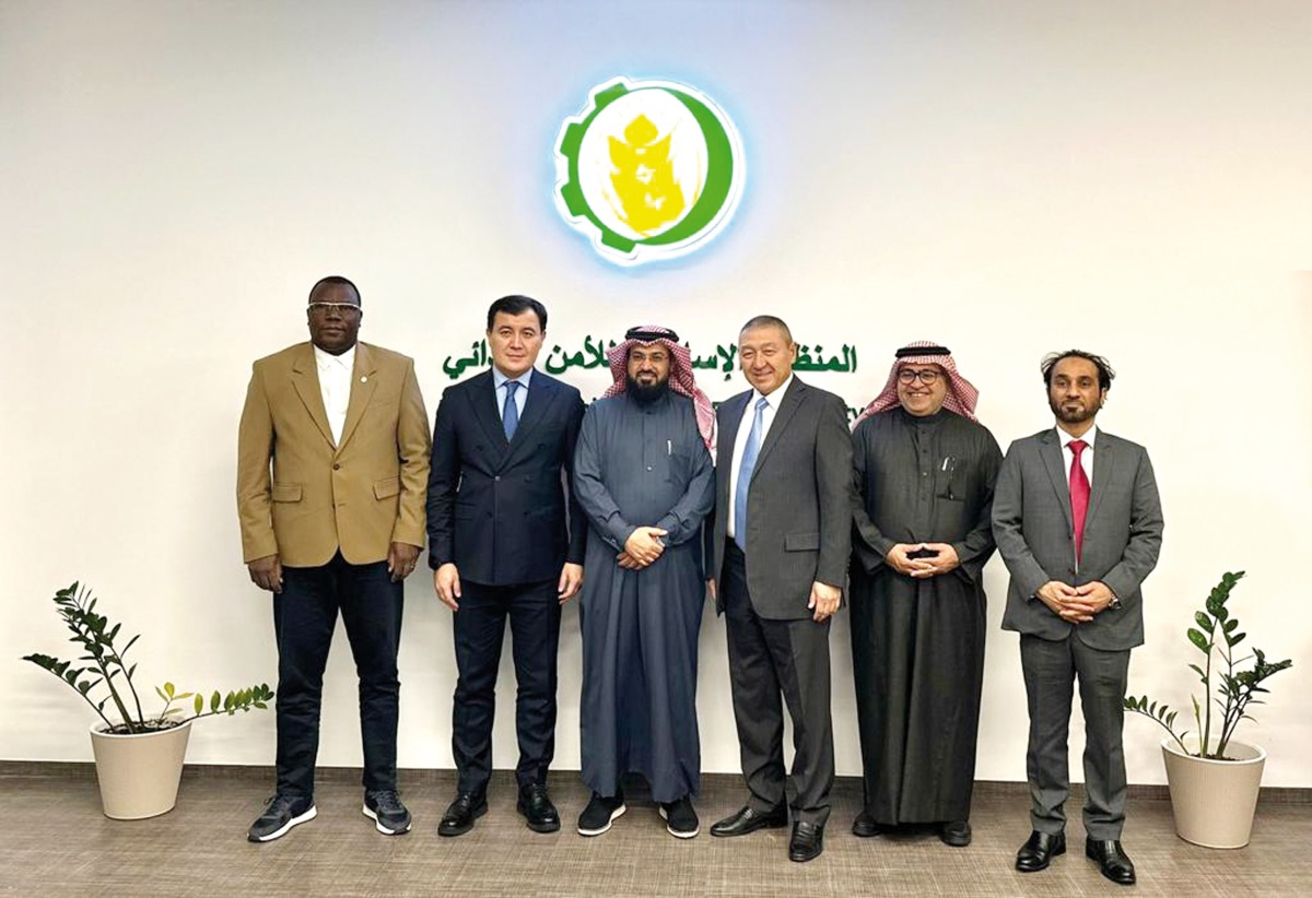Director of the Food Security Department Dr. Masoud Jarallah Al Marri with other officials during th 13th meeting of the executive council of IOFS.