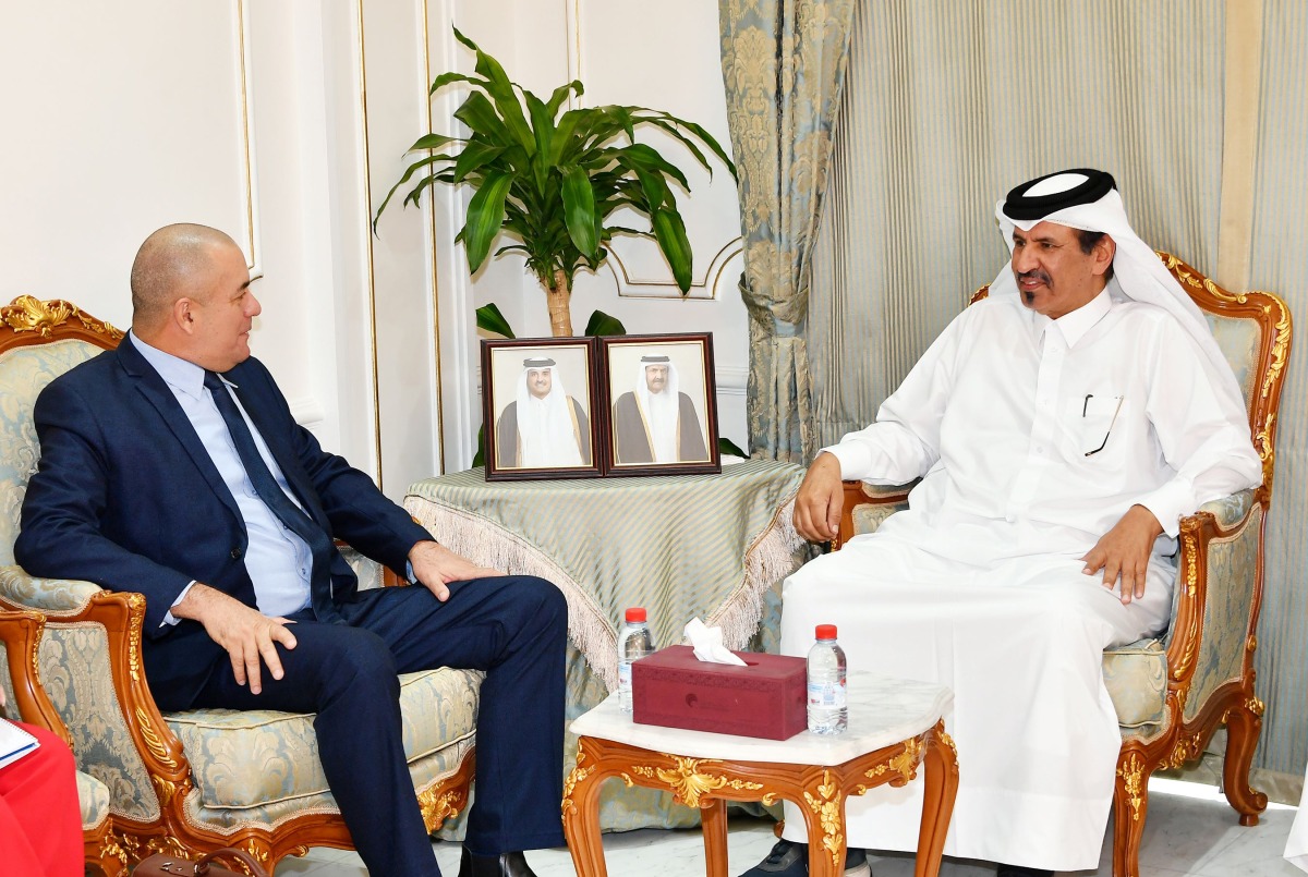 Qatar Chamber First Vice Chairman Mohamed bin Twar Al Kuwari with the Minister of Agriculture of the Republic of Cuba, H E Perez Brito. 