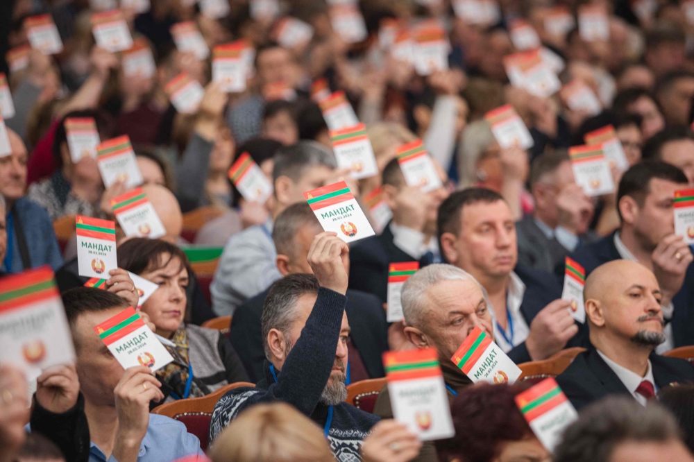 Lawmakers take part in a congress of deputies of Moldova's breakaway region of Transnistria in Tiraspol on February 28, 2024. (Photo by STRINGER / AFP)
