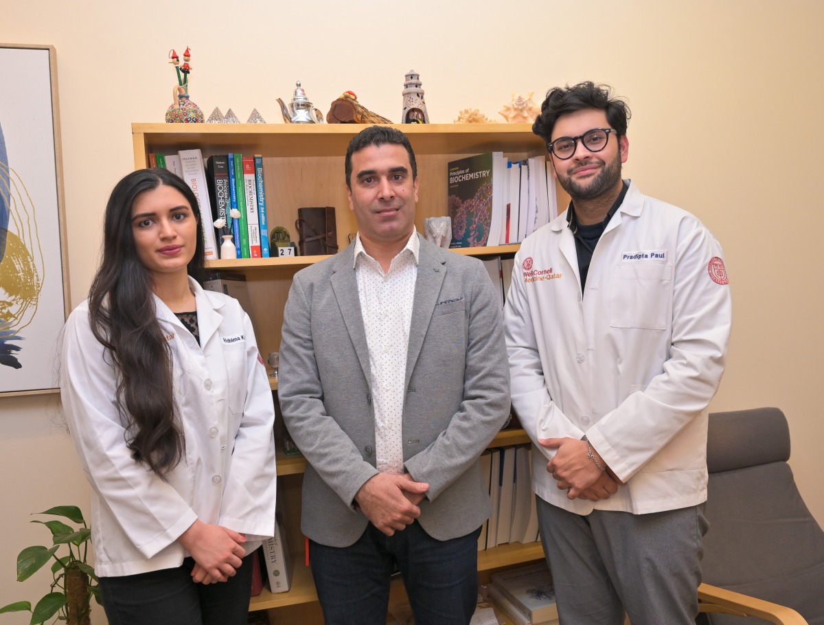 WCM-Q medical students Ridhima Kaul (left) and Pradipta Paul have published research on type 2 diabetes under the mentorship of Dr. Ali Chaari. 