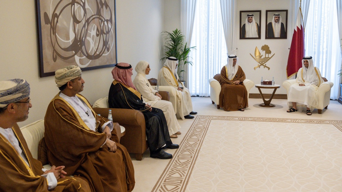 Prime Minister and Minister of Foreign Affairs H E Sheikh Mohammed bin Abdulrahman bin Jassim Al Thani meeting participants of the 8th meeting of the Committee of Ministers of Education of GCC countries yesterday. The Prime Minister welcomed the guests, wishing them success in their meeting in Doha. 