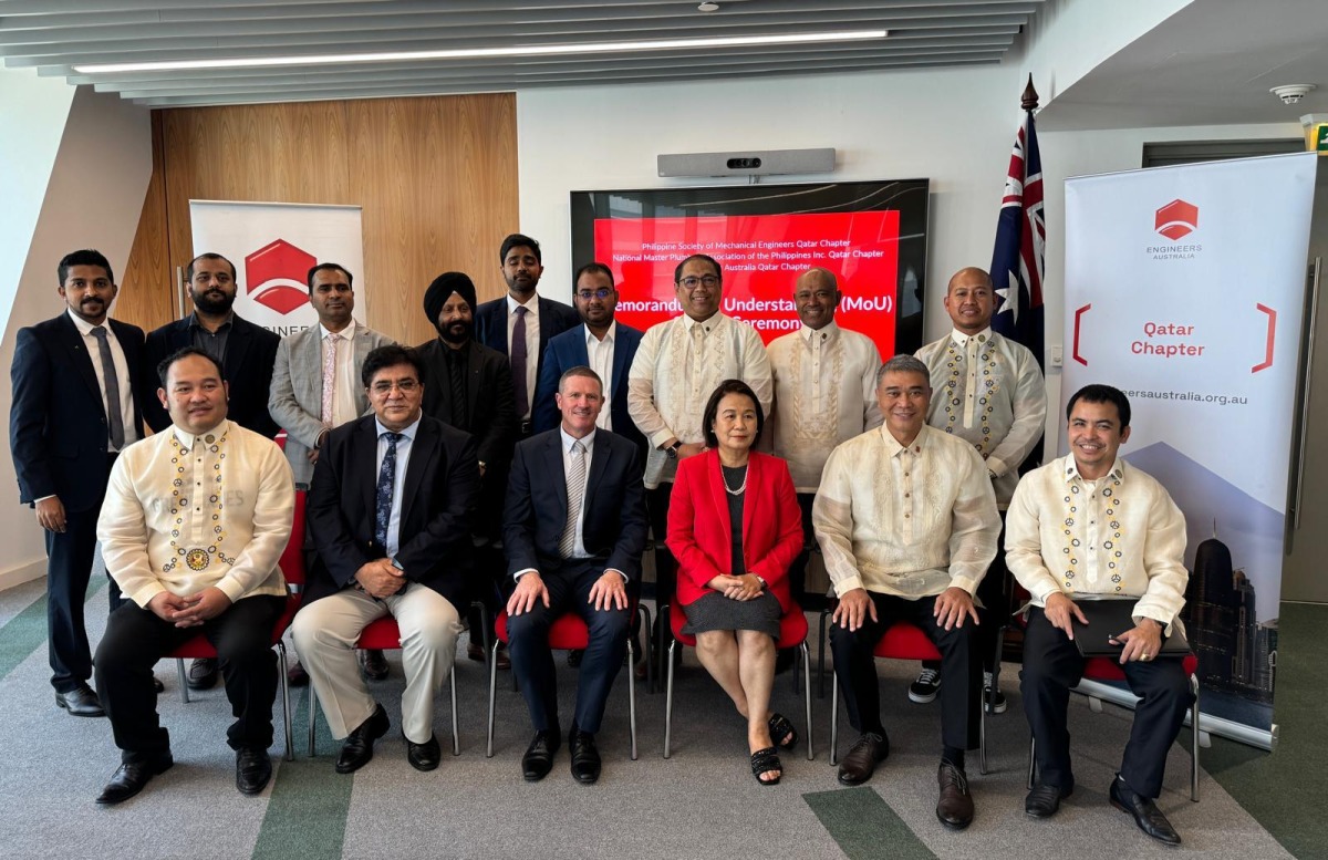 Ambassador of Australia to Qatar H E Shane Flanagan and Ambassador of Philippines to Qatar H E Lillibeth Velasco Pono with officials of Engineers Australia, the Philippine Society of Mechanical Engineers Qatar Chapter (PSMEQ), and the National Master Plumbers Association of the Philippines Qatar Chapter (NAMPAPQ) 