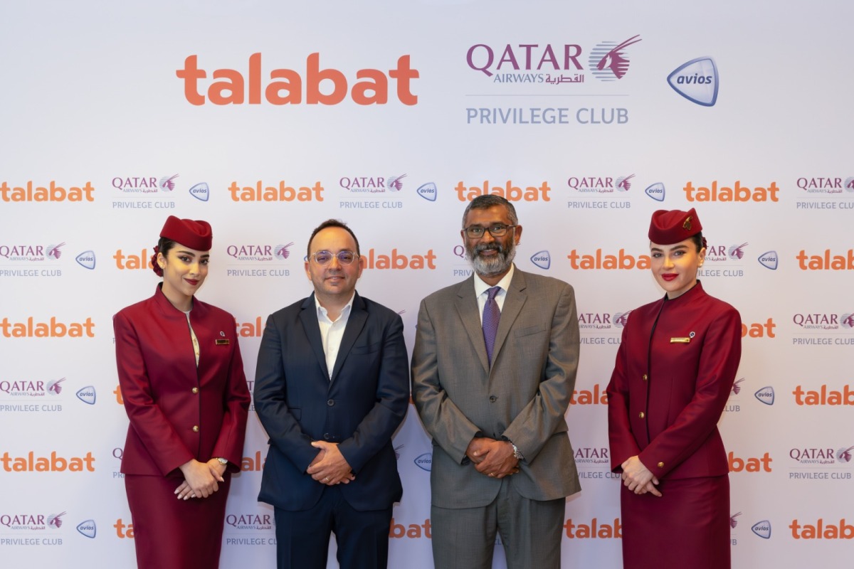 Qatar Airways and talabat officials during the ceremony.