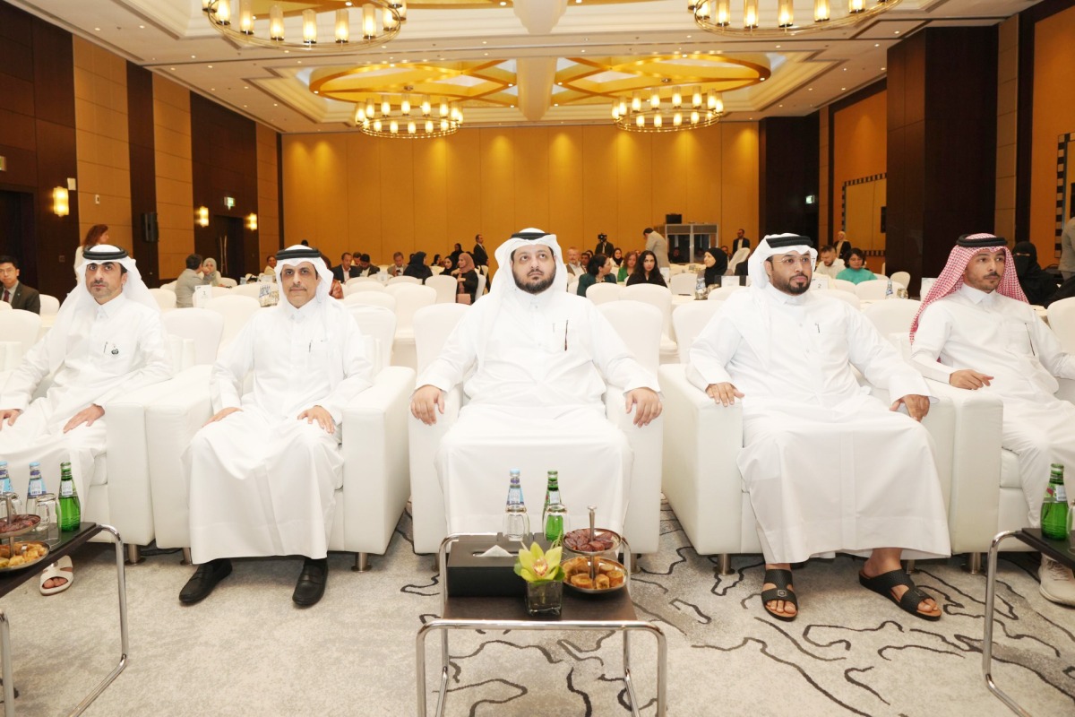 Undersecretary of MECC H E Abdulaziz bin Ahmed Al Mahmoud (centre) and Assistant Undersecretary for Climate Change Affairs Eng Ahmed Mohammed Al Sada (second left) with other officials during the workshop.