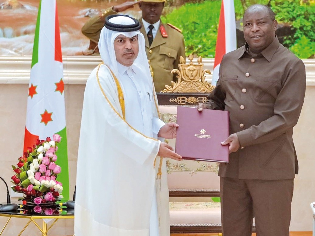 President of Burundi H E Evariste Ndayishimiye receiving the credentials of H E Fahad Rashid Al Muraikhi as Ambassador Extraordinary and Plenipotentiary of Qatar (non-resident) to Burundi.
