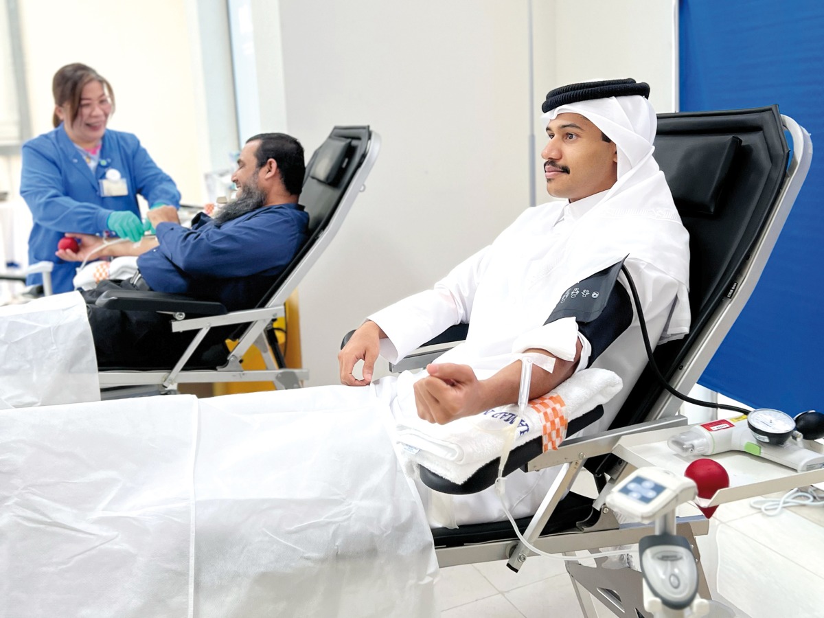 People donate blood during the campaign.