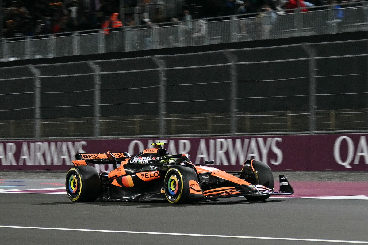 McLaren's Australian driver Oscar Piastri drives during the sprint race ahead of the Qatari Formula One Grand Prix at the Lusail International Circuit in Lusail, north of Doha, on November 30, 2024. (Photo by Andrej ISAKOVIC / AFP)
