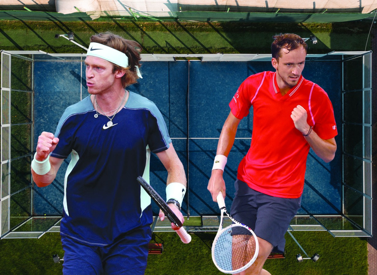 Andrey Rublev (left) and Daniil Medvedev