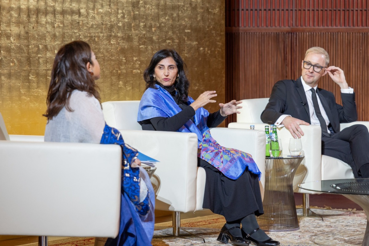 Experts in conversation at the GU-Q event.